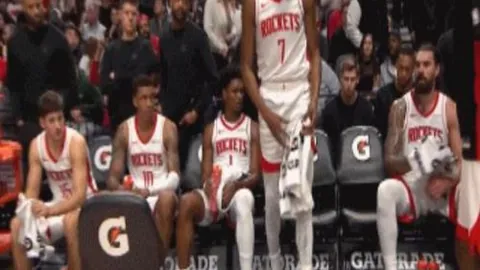 元旦获封爵位，修夫基晋升英格兰第四位贵族；三狮队两获欧国杯亚军殊荣