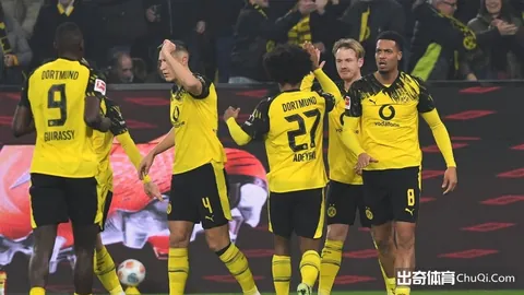 我国国家保龄球队在国际世锦赛上荣获男女五人队际季军，中新网报道